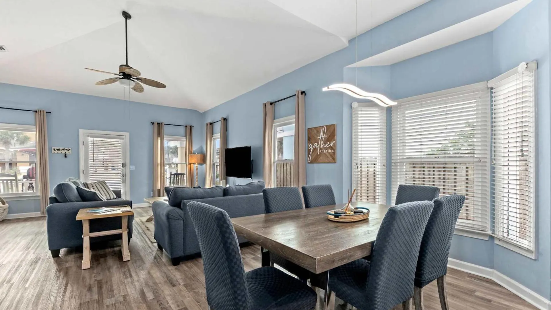 Serenity Now-Free Golf Cart-Hot Tub-Comm Pool Destin Holiday home