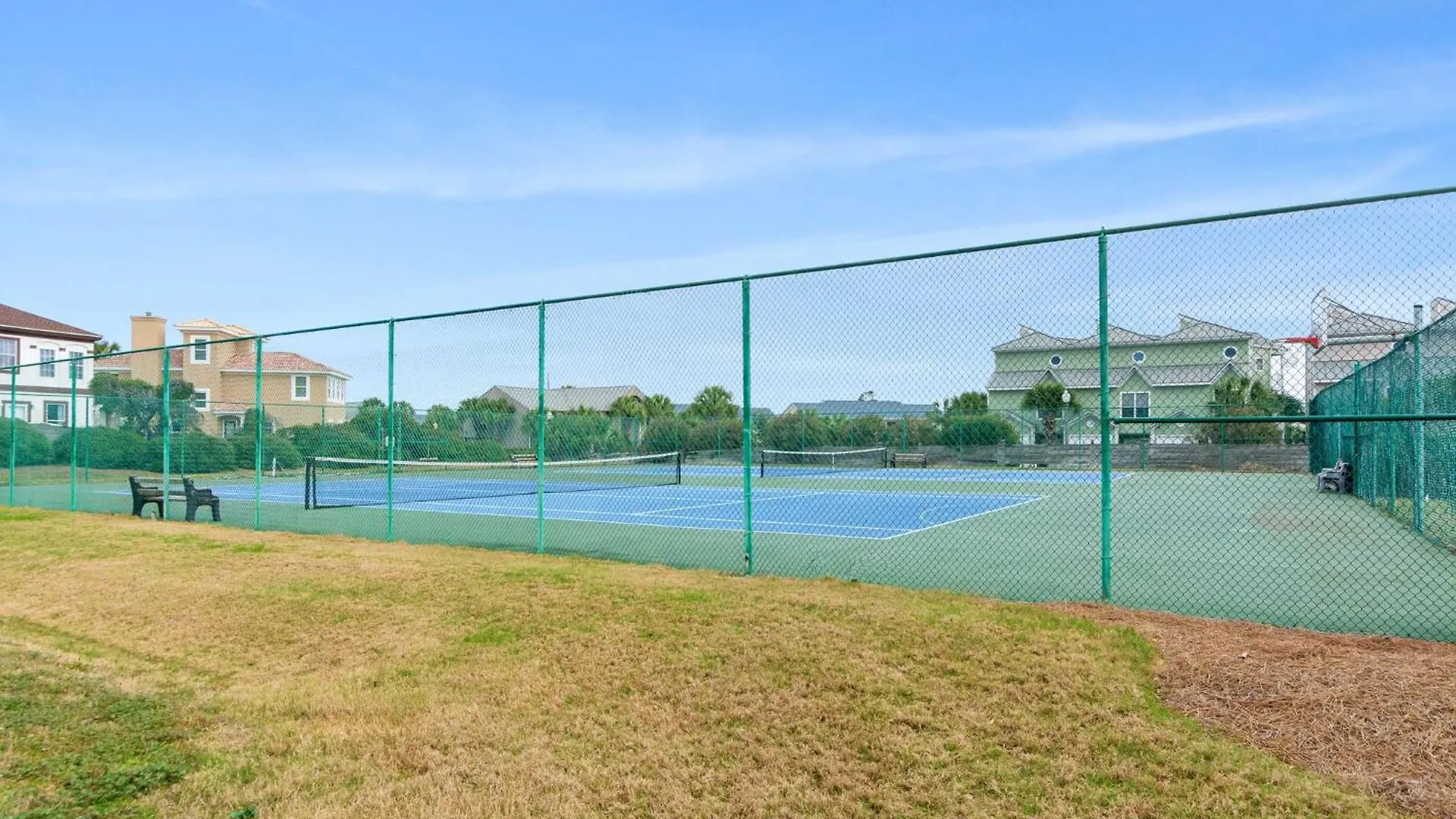 Serenity Now-Free Golf Cart-Hot Tub-Comm Pool Destin Holiday home